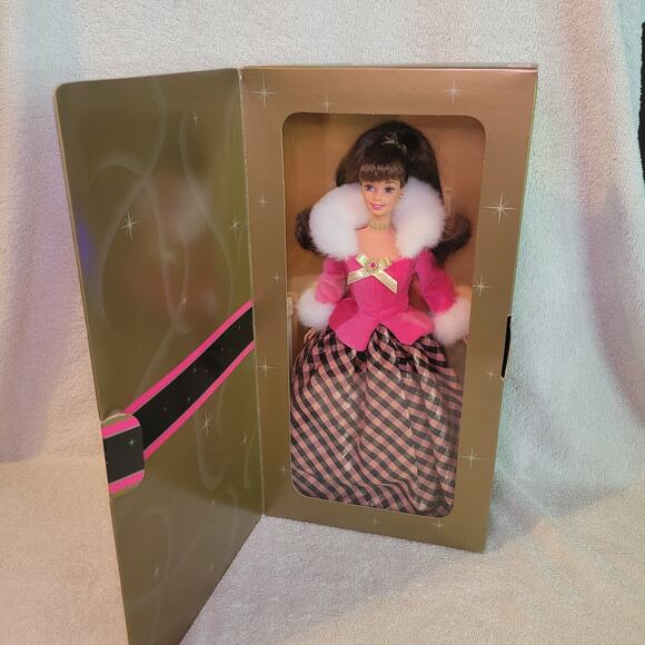 Winter Rhapsody Brunette 1996 Barbie Doll Avon Exclusive Vintage Toy - Picture 1 of 8